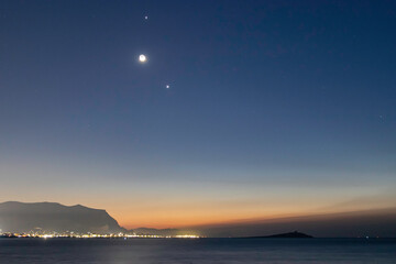 谁说宁次小时候喜欢雏田的-