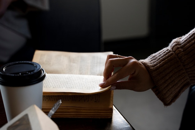 如何解锁自由拥抱队车手堡垒之夜皮肤